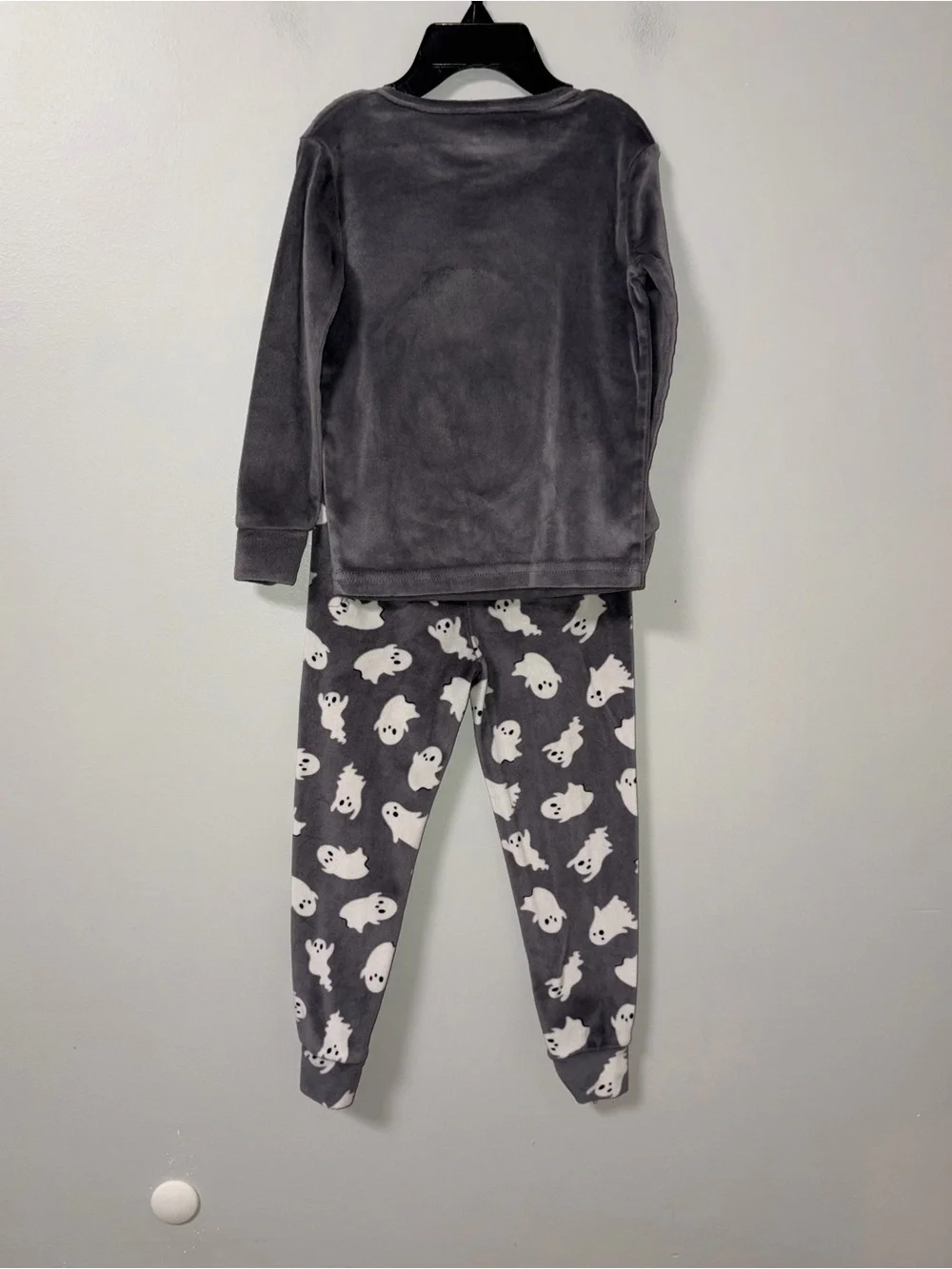 Trick or Treat Sleep Gray White Soft Fleece Ghosts Pajamas Halloween 3T Girls